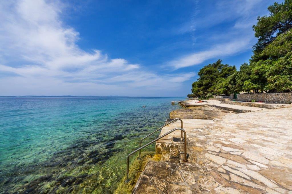 Apartmani Paradise Petrcane Bagian luar foto